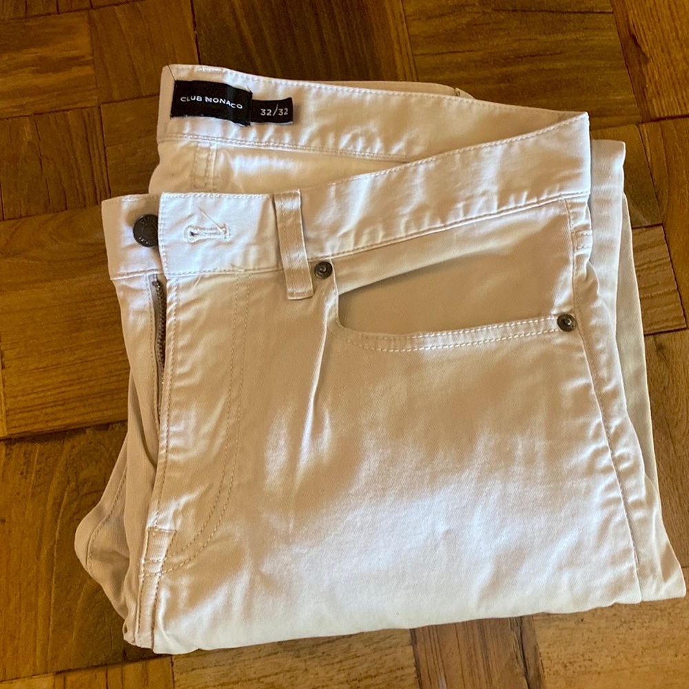 Men’s Club Monaco 5 pocket twill jeans.  Slim fit with stretch.